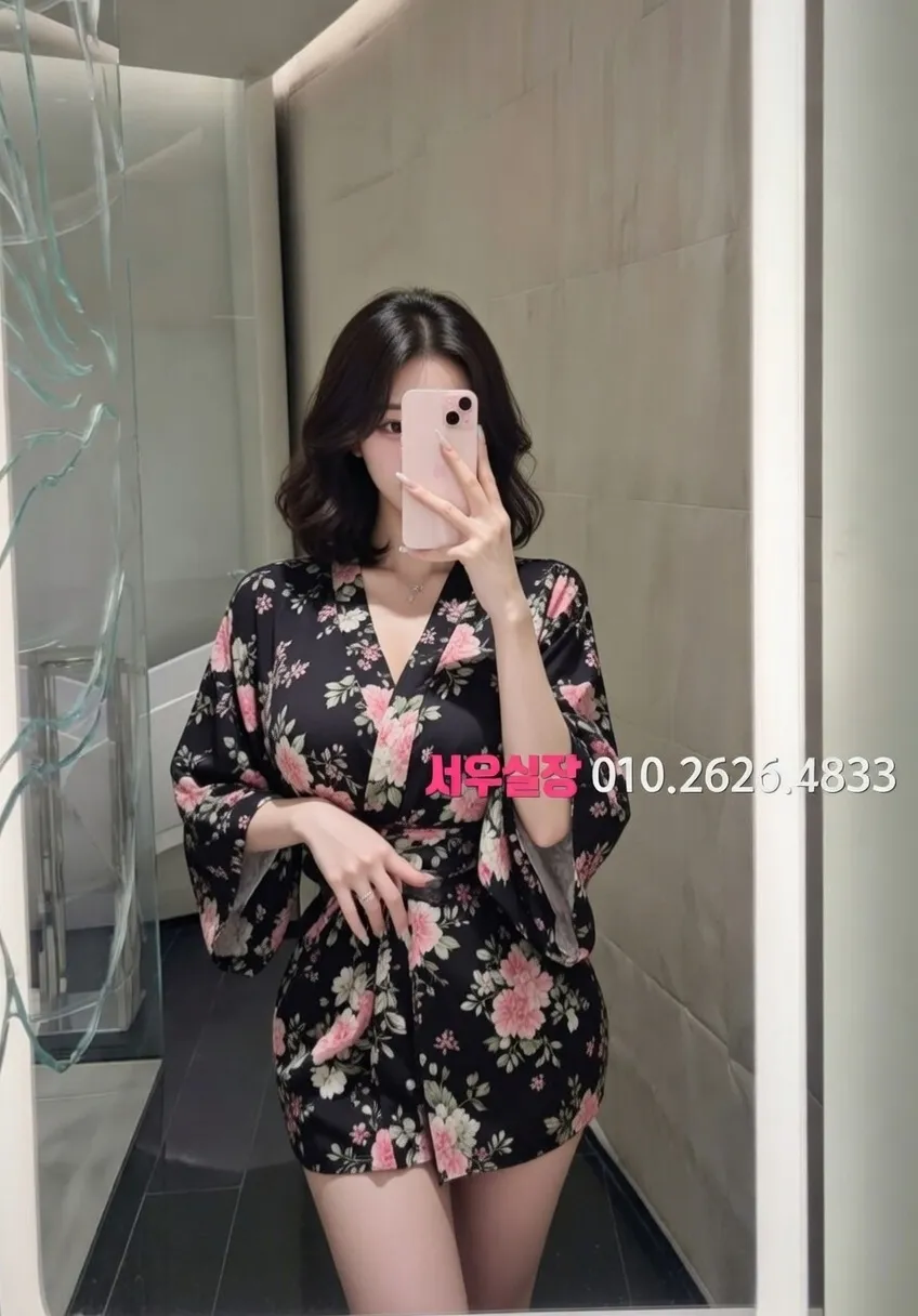 방배동 미러룸 프리미엄 라인업 14번 프로필