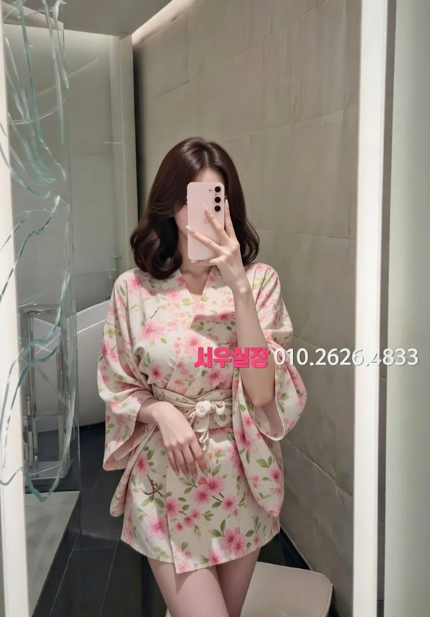 방배동 미러룸 프리미엄 라인업 15번 프로필